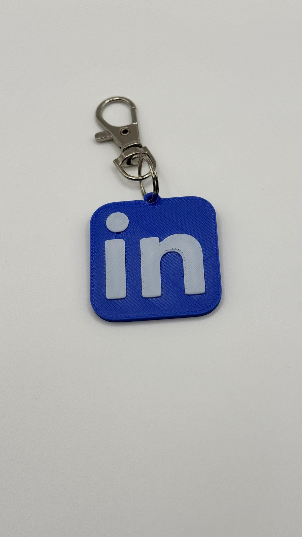 Custom Key Chains - TAP TO FOLLOW - TikTok, YouTube, Instagram Keychain Dongle